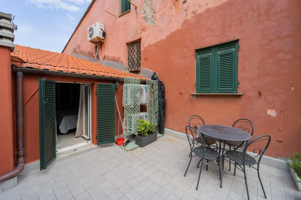 Homestay 158-159-160 Affittacamere A Casa Di Emma, 300Metri Dal Mare, Spiaggia E Dalla Baia Del Silenzio Sestri Levante Italy
